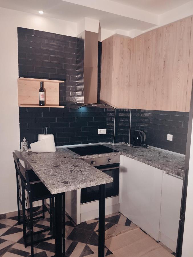 Romeo Isimeriahomz Apartamento Tessalónica Exterior foto
